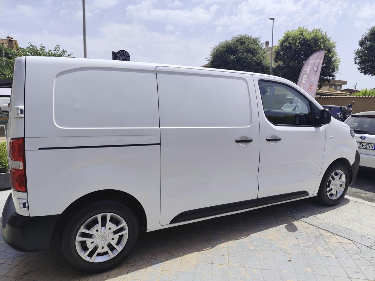 OPEL VIVARO 1.5 DIESEL 100CV L2H1 (PREZZO FINITO)