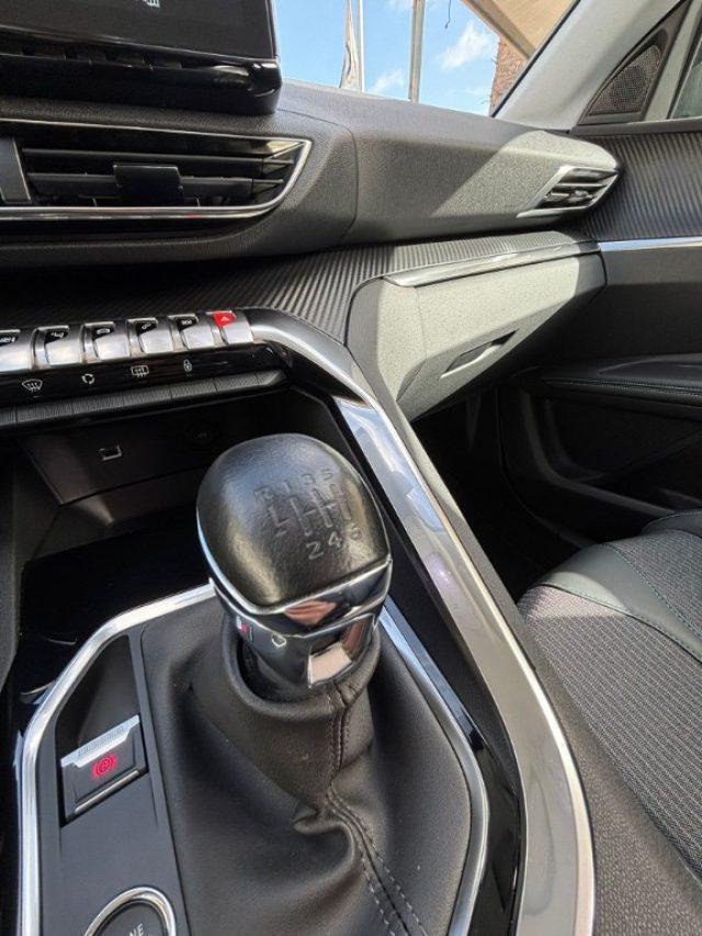 PEUGEOT 3008 BlueHDi 130 S&S Allure Pack