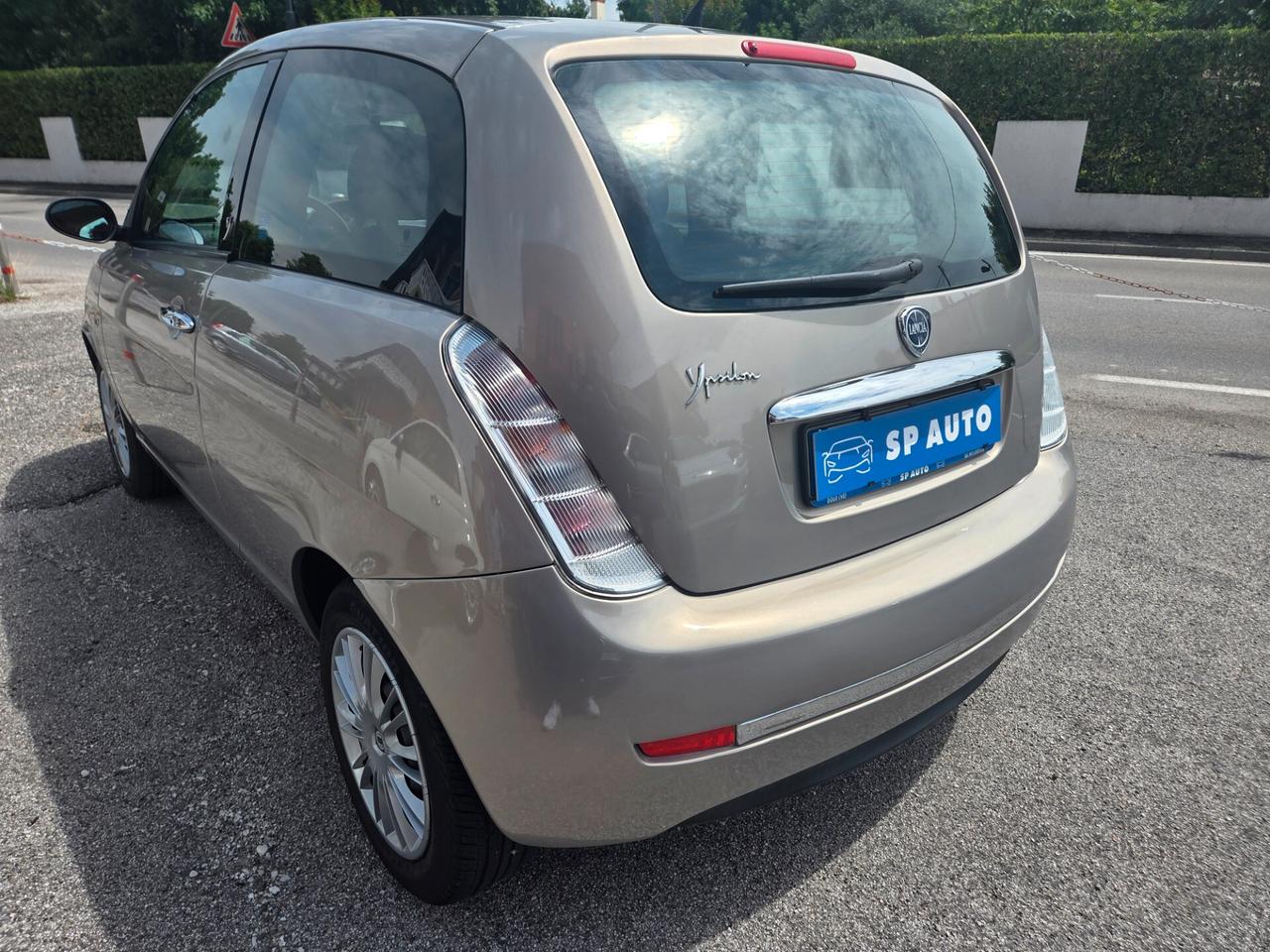 Lancia Ypsilon NEOPATENTATI - 2008