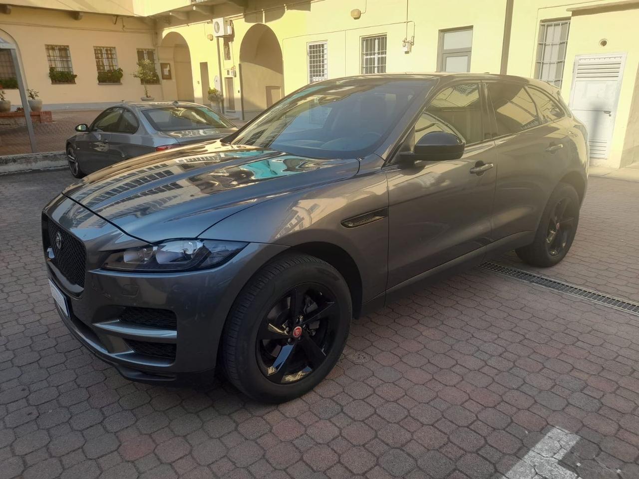 Jaguar F-Pace 2.0 20d Turbo #7015