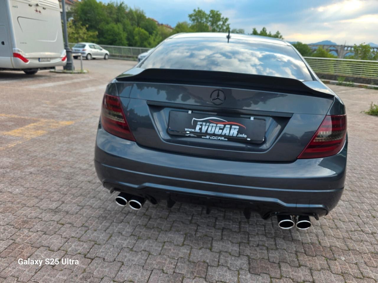 Mercedes C220 coupe AMG valutiamo usato /scambio