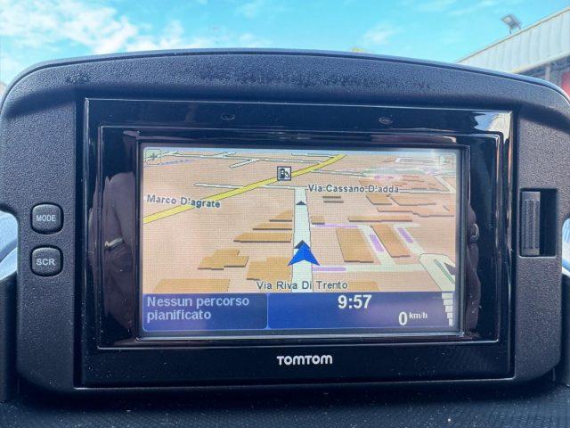 TOYOTA Aygo 1.0 12V VVT-i 5pt Connect Navi AUT.