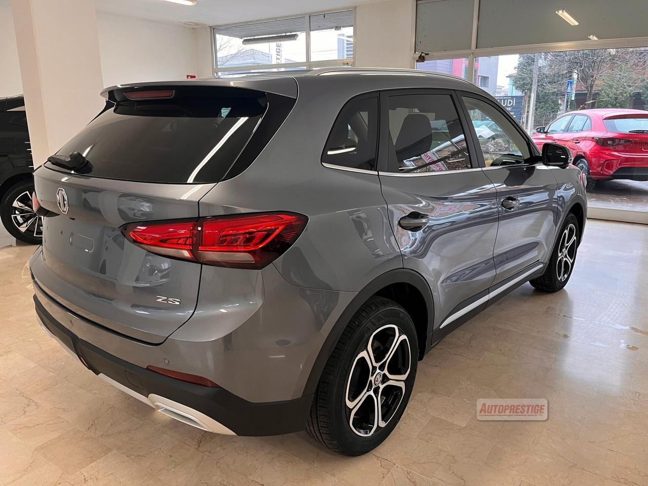 Mg ZS 1.5L 5MT COMFORT