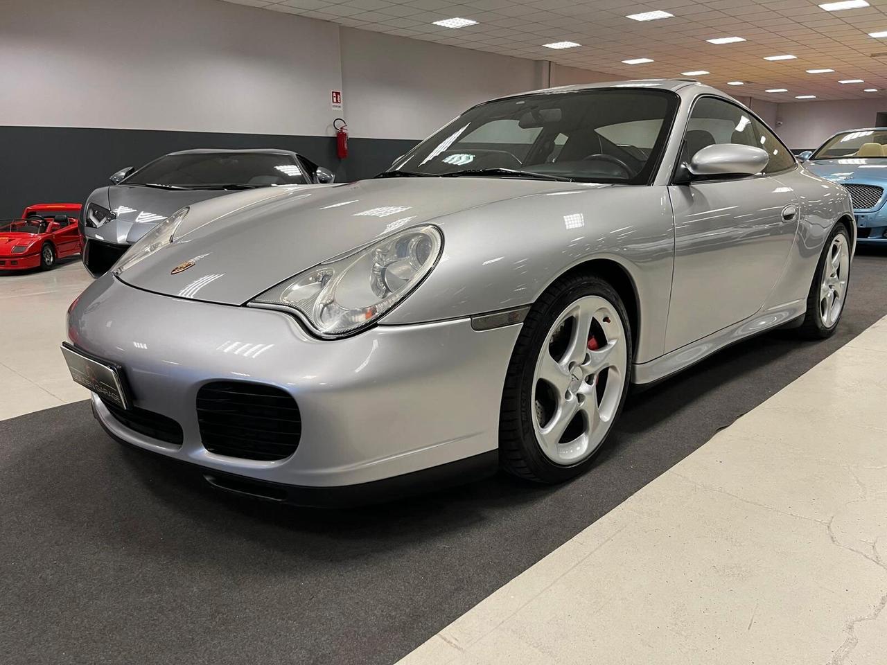 Porsche 911 Carrera 4S cat Coupé