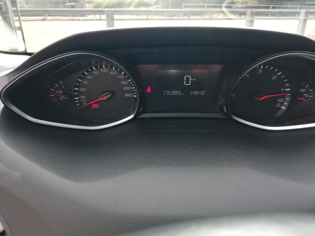 Peugeot 308 BlueHDi 120 S&S Allure