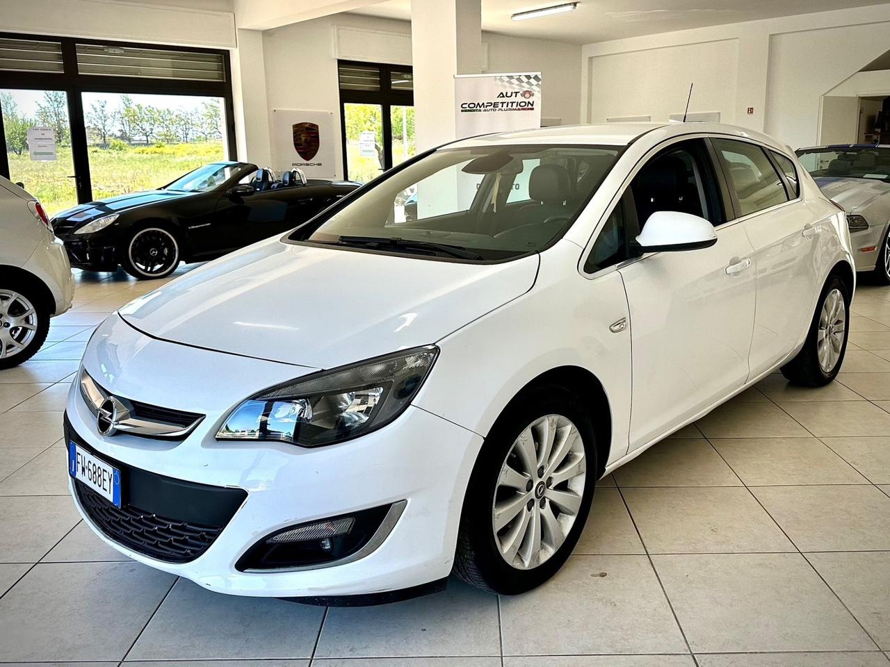 Opel Astra 1.4 Turbo 140CV METANO