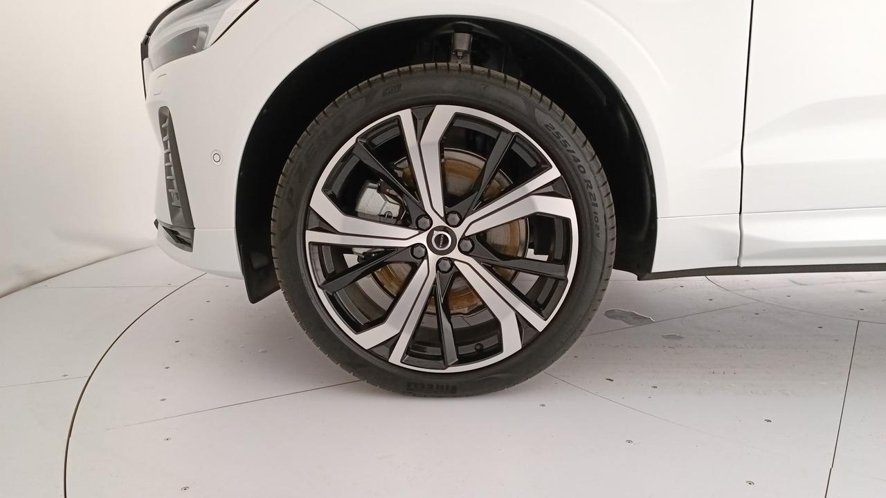 VOLVO XC60 2.0 t6 recharge phev obc 6,4kW Ultimate Dark awd auto