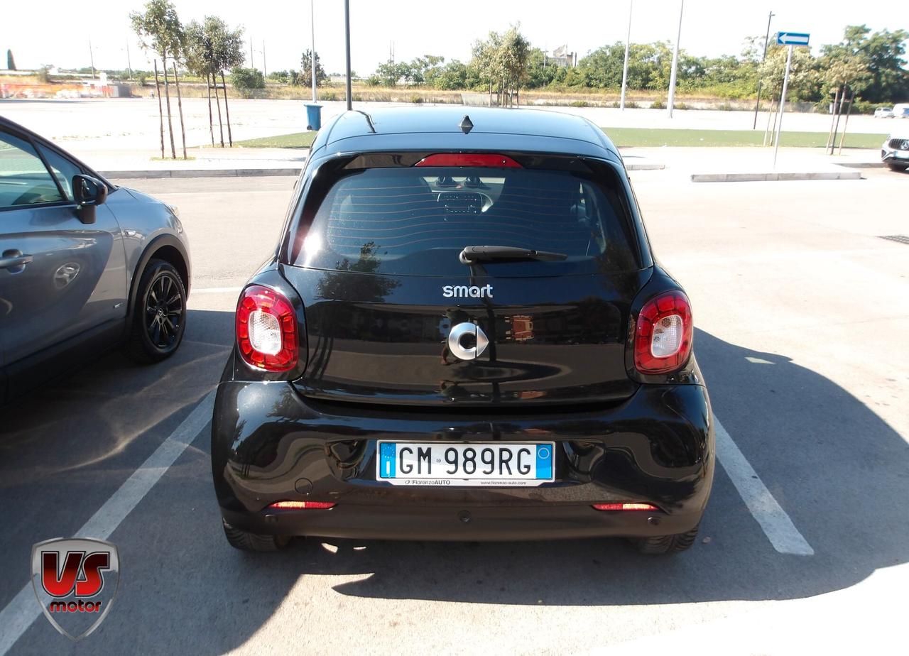 SMART FORFOUR 1.0 BENZ-GARANZIA FULL