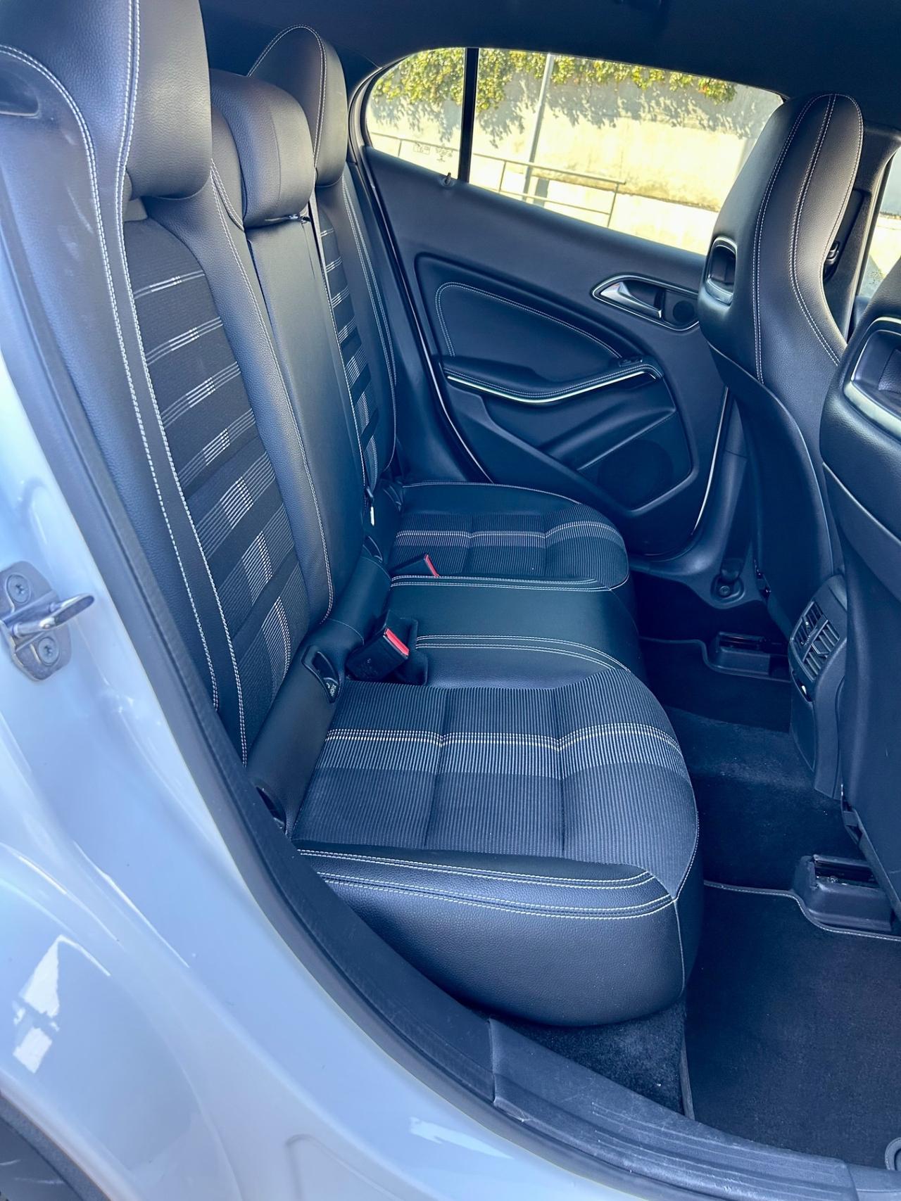 Mercedes-benz GLA 200 GLA 200 d Automatic Premium