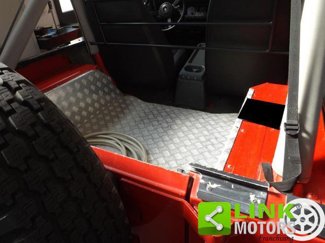 JEEP Wrangler 2.5 Laredo in ordine di carrozzeria e meccanica