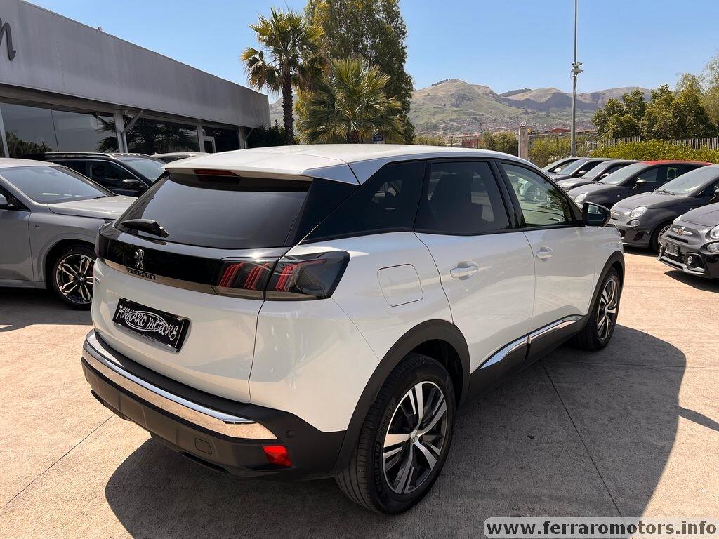Peugeot 3008 BlueHDi 130 S&S EAT8 Allure iva esposta a 239 euro al mese