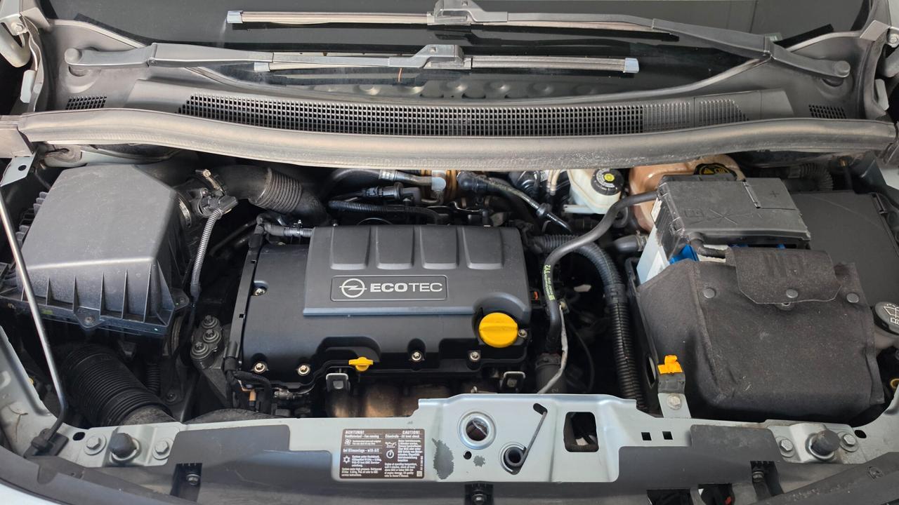 Opel Meriva 1.4 benzina - - - KM 120 MILA