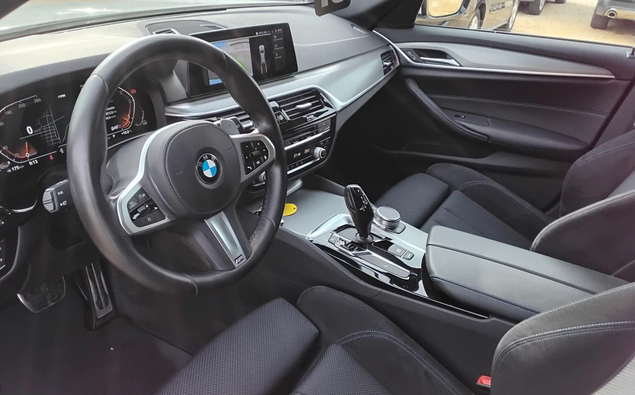 Bmw 530 530d xDrive Touring Msport