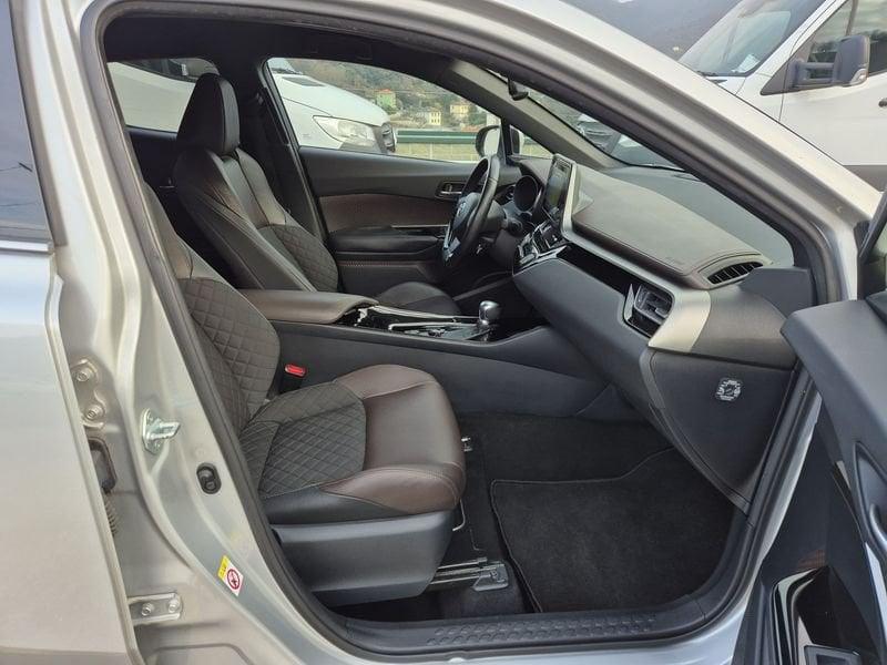 Toyota C-HR 1.8h Lounge 2wd e-cvt