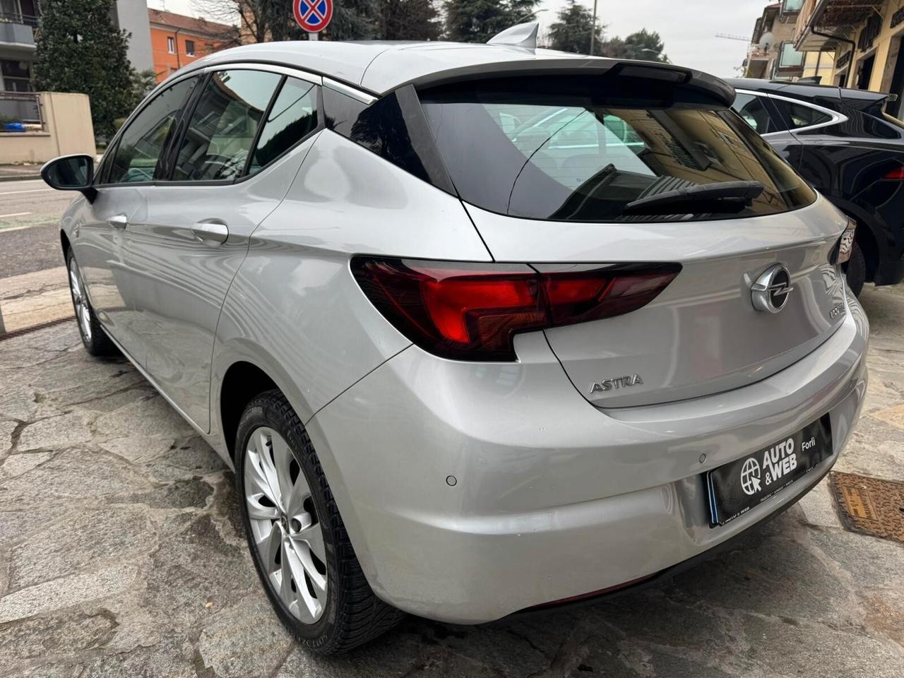 OPEL ASTRA 1.4 Turbo 110cv EcoM INNOVATION METANO