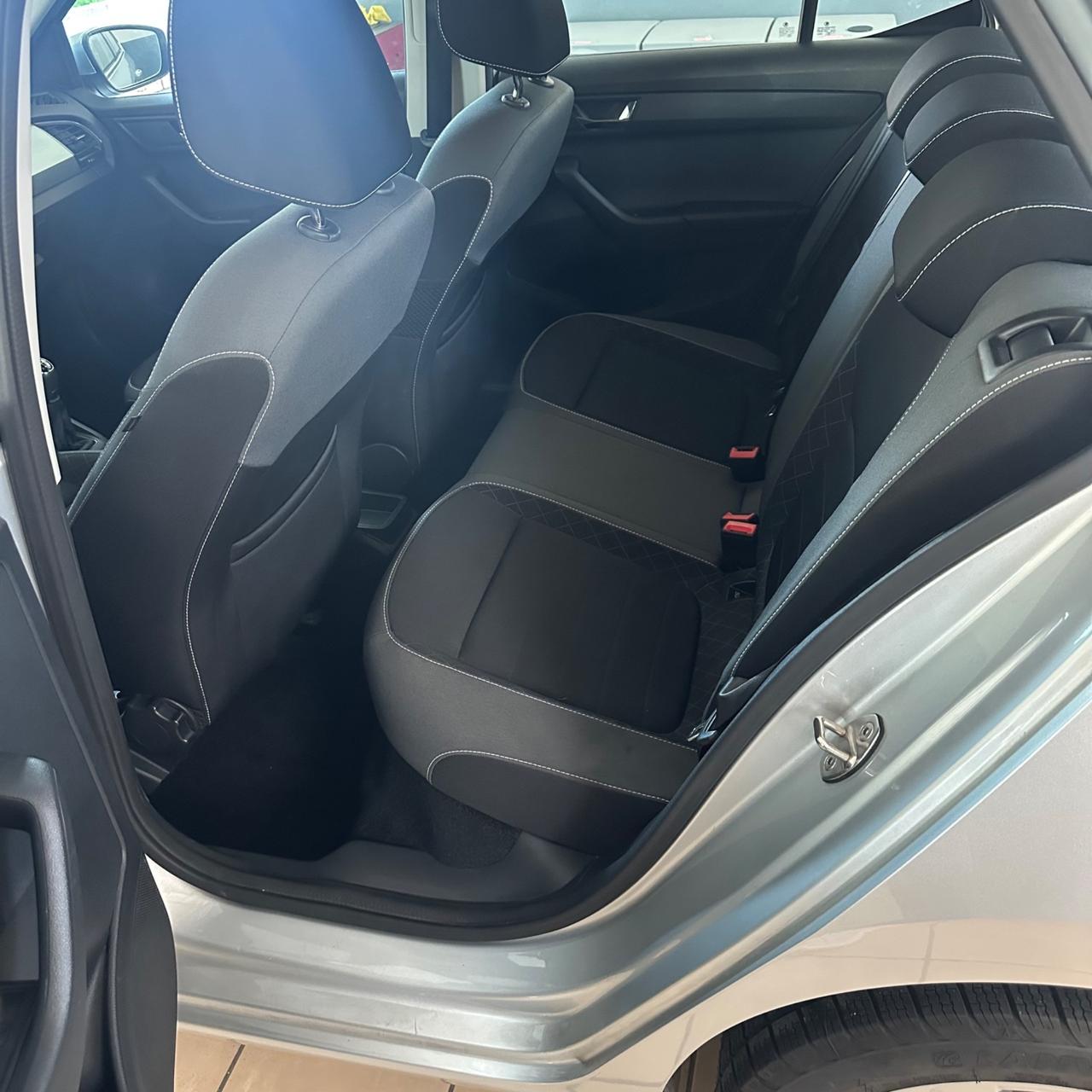 Skoda Fabia 1.0 MPI 75 CV Design Edition