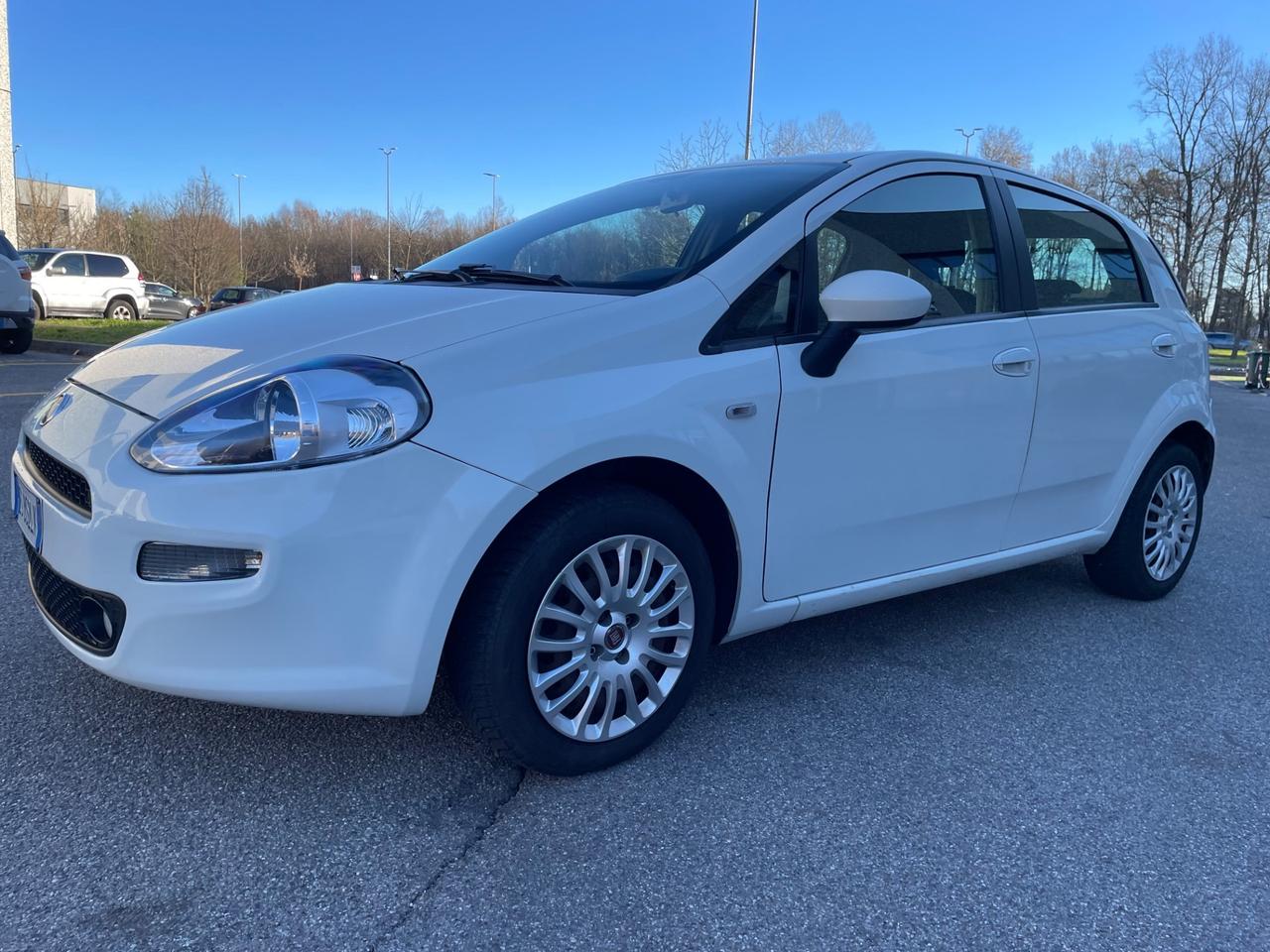 Fiat Punto 1.3 MJT II 75 CV 5 porte*Neopatentati*
