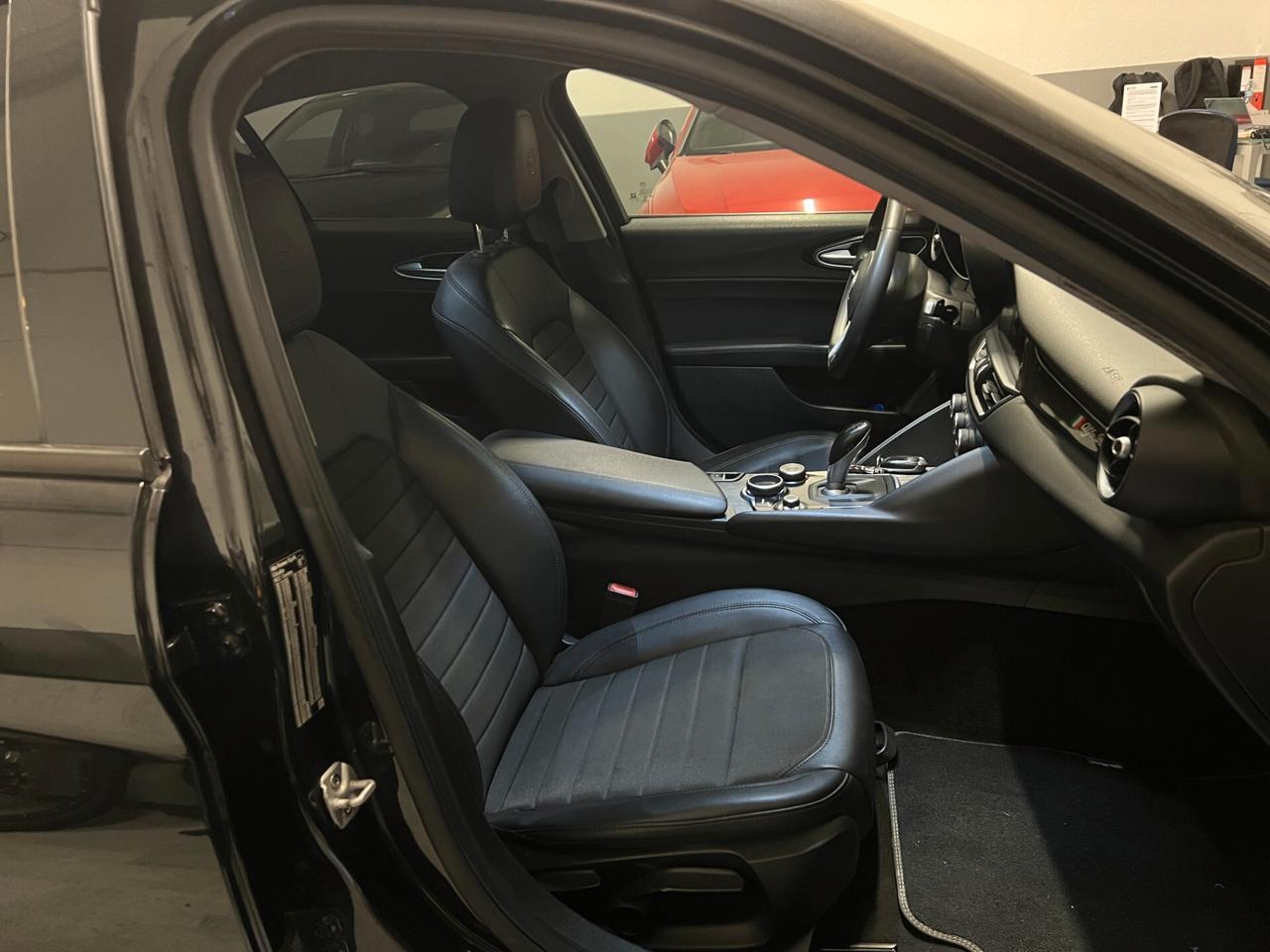 Alfa Romeo Giulia 2.2 Turbodiesel 160 CV AT8 Executive