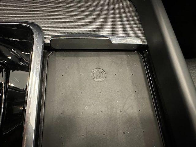 VOLVO XC60 B4 (d) aut Plus Dark N1 Tetto Panoramico Ap.