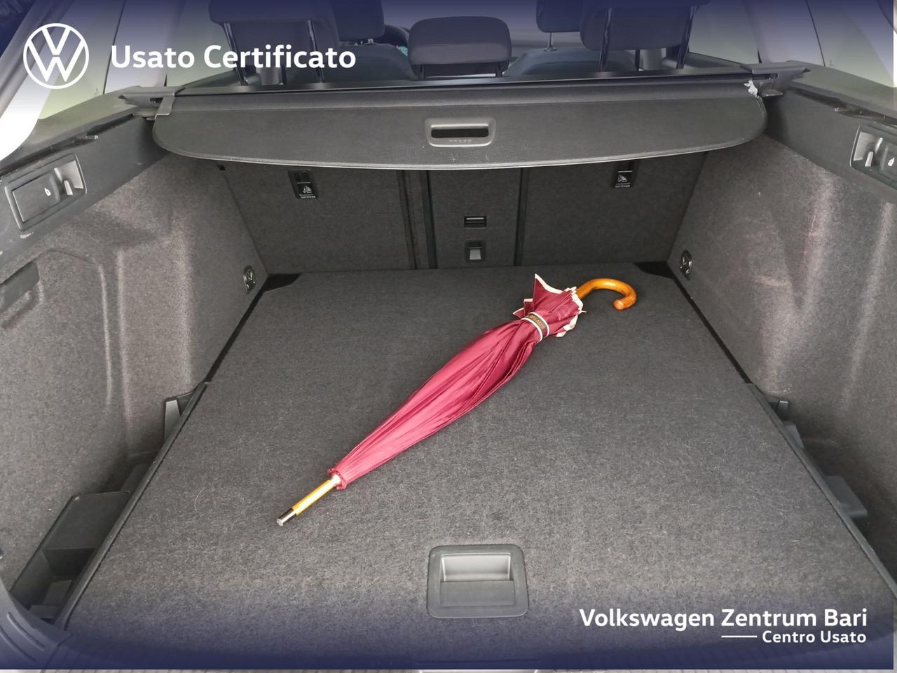 Volkswagen Golf variant 1.0 etsi evo life 110cv dsg