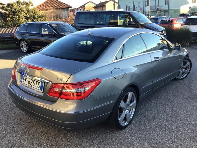 MERCEDES-BENZ E 250 CDI Coupé BlueEFFICIENCY