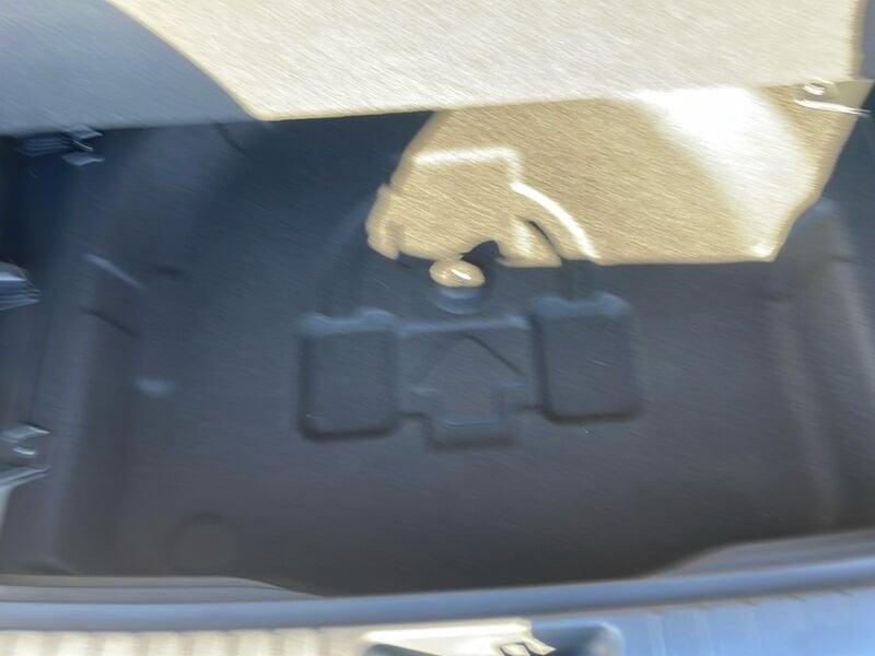 Hyundai Kona II 2023 1.6 gdi hev Business 2wd 138cv dct