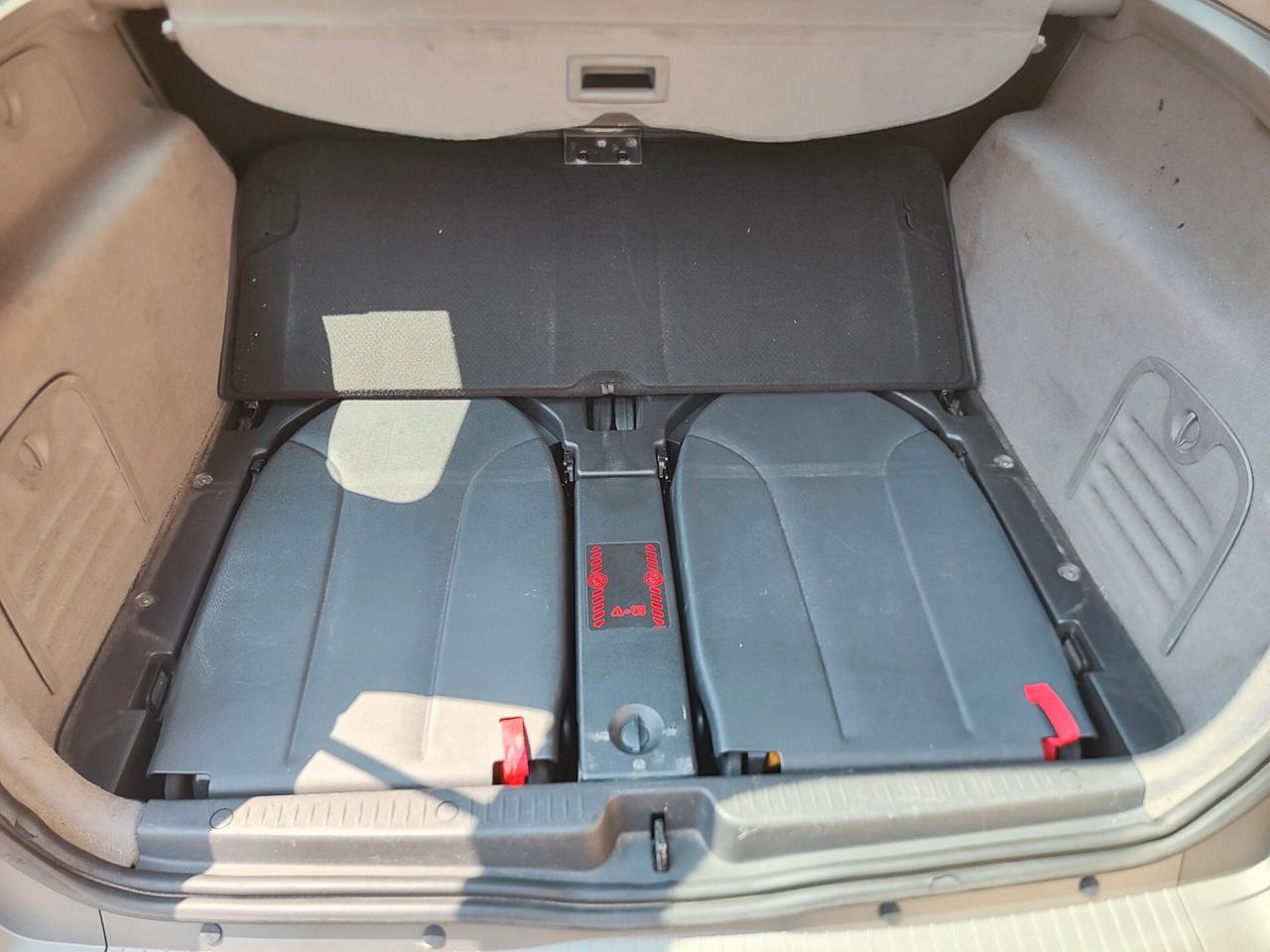 Renault Grand Scénic 1.9 dCi 7 posti