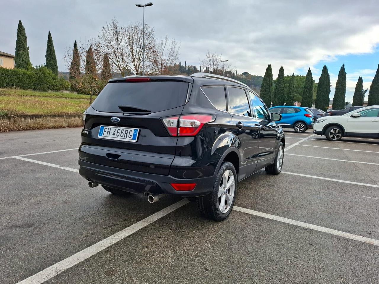 Ford Kuga 2.0 TDCI 150 CV S&S 4WD Powershift Titanium