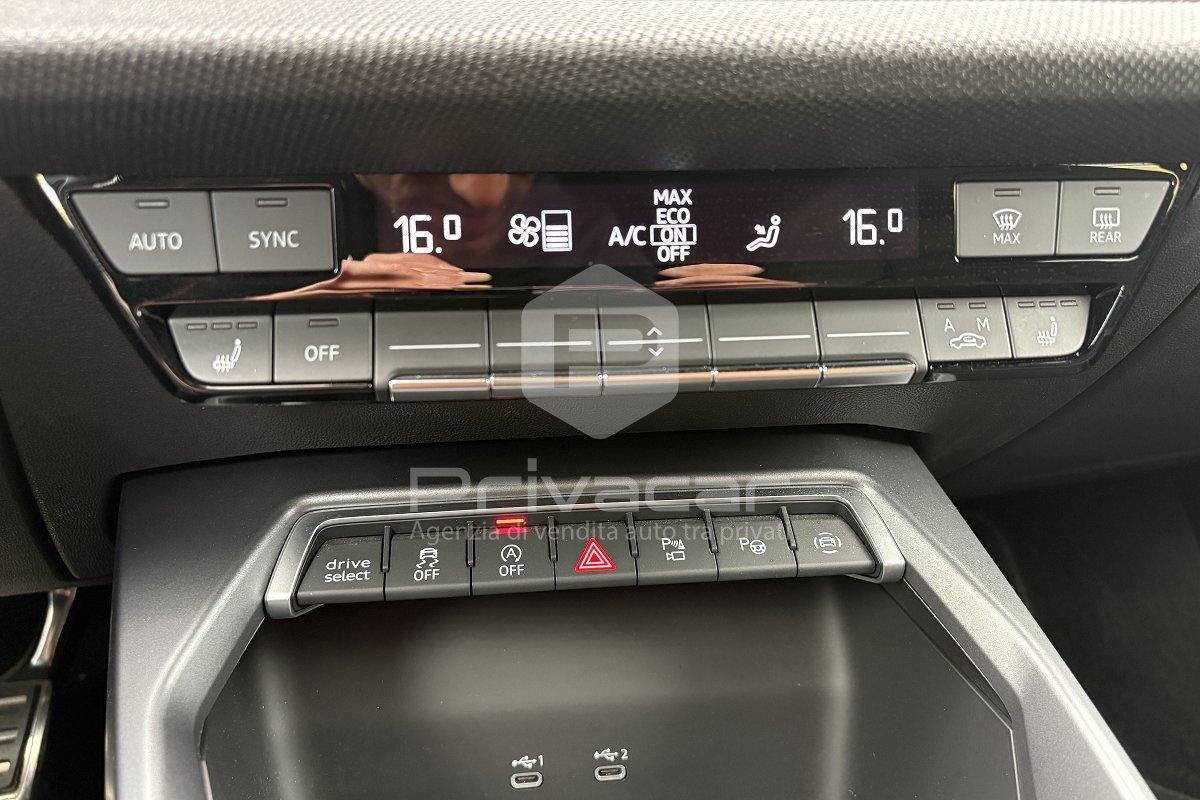 AUDI A3 allstreet 35 TFSI S tronic Identity Contrast