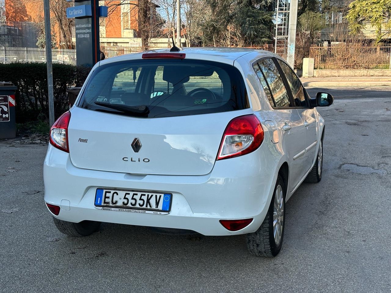 Renault Clio 1.2 16V 5 porte GPL Dynamique Neopatentati
