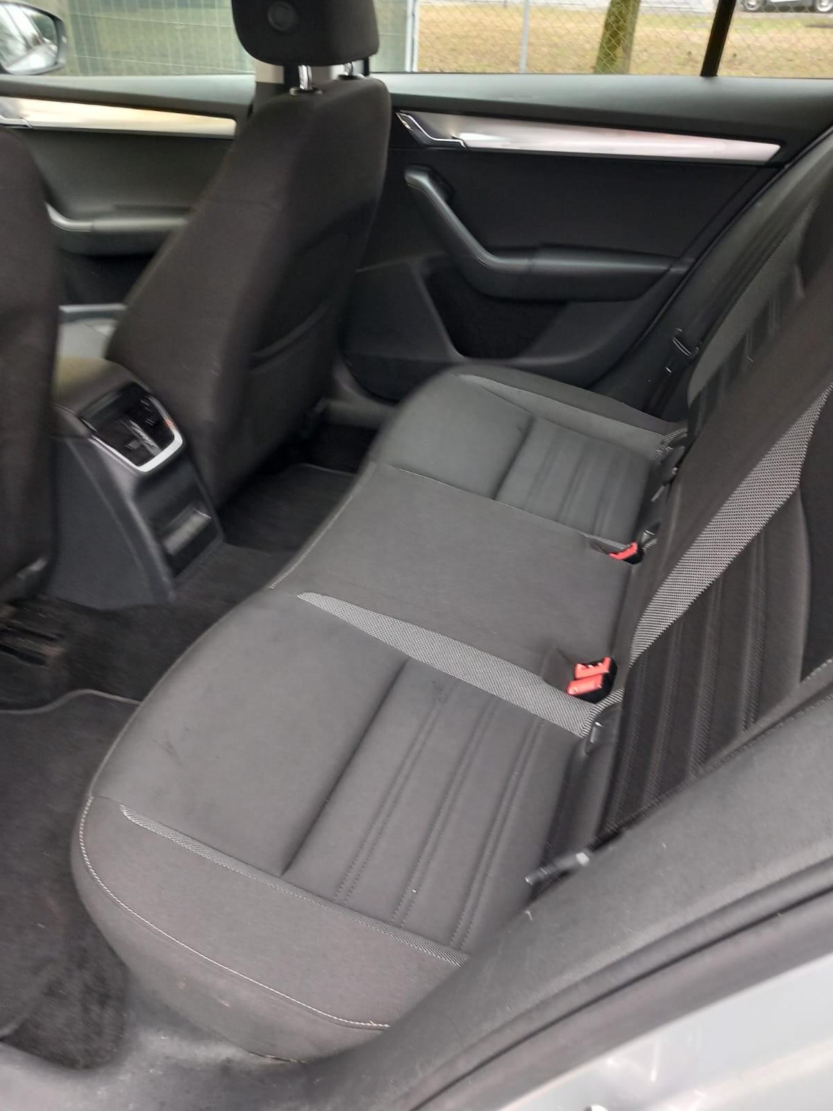 Skoda Octavia 1.6 TDI SCR 115 CV DSG Wagon Style