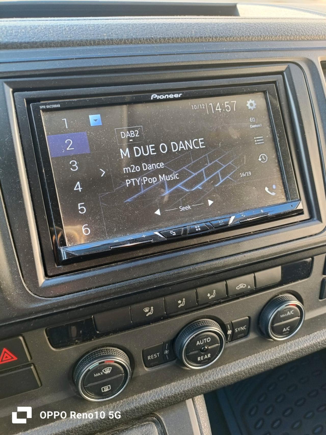 Volkswagen Caravelle 2.0 TDI 150CV DSG PL Comfortline