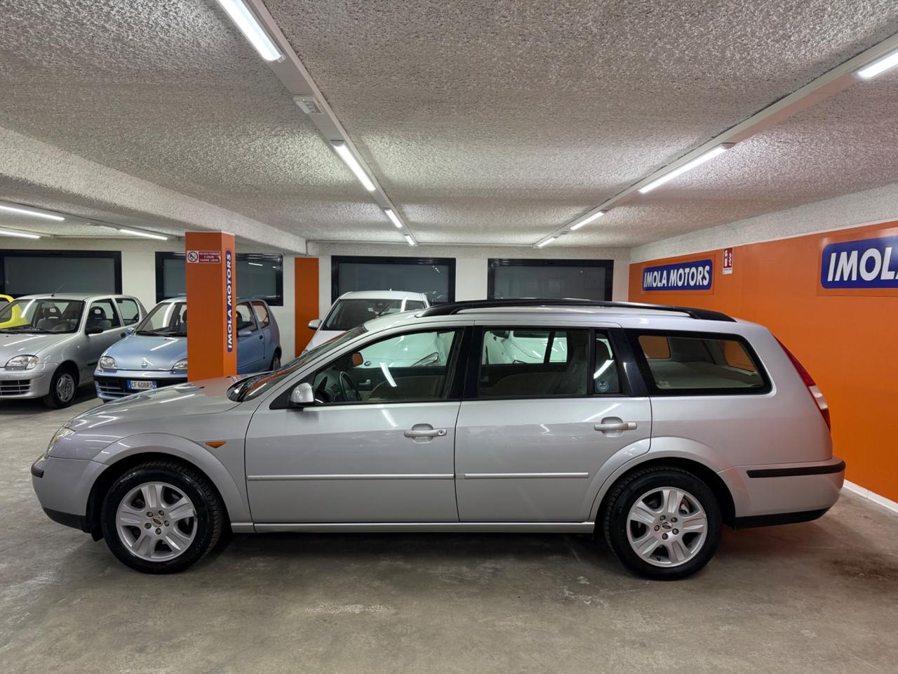 Ford Mondeo 2.0 TDDi cat SW Ghia - 116CV