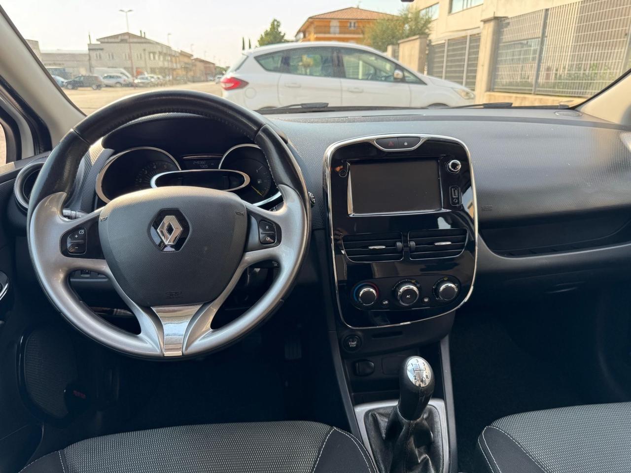 Renault Clio Sporter 1.5 dCi 8V 75CV Costume National