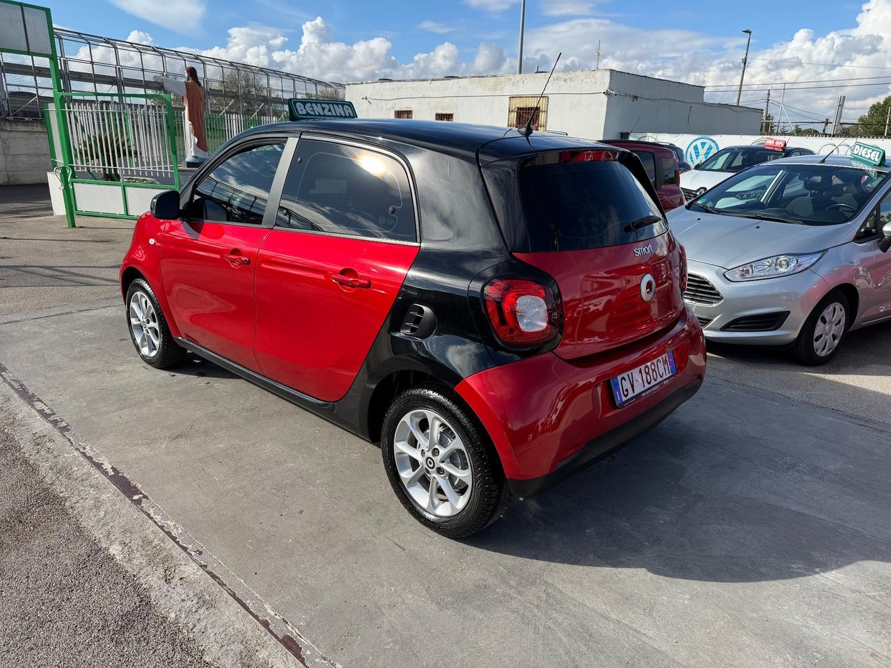 Smart ForFour 70 1.0 Youngster