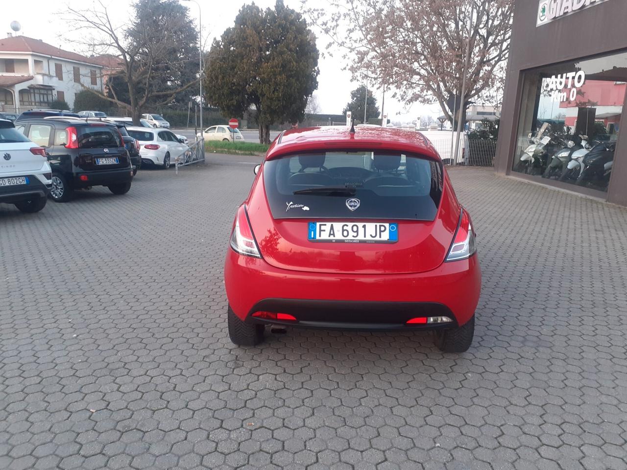 Lancia Ypsilon 1.2 69 CV