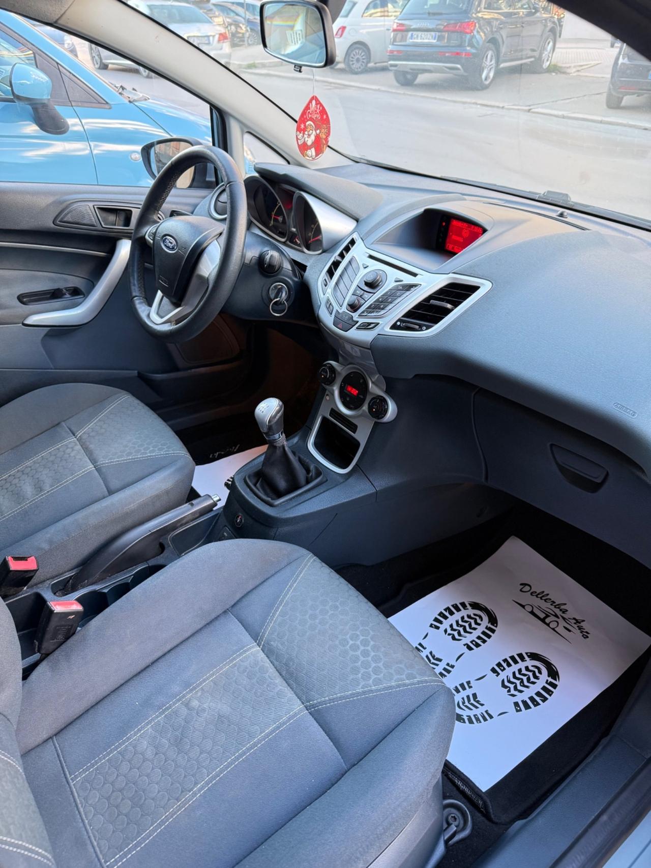 Ford Fiesta 1.4 5 porte Bz.- GPL Titanium