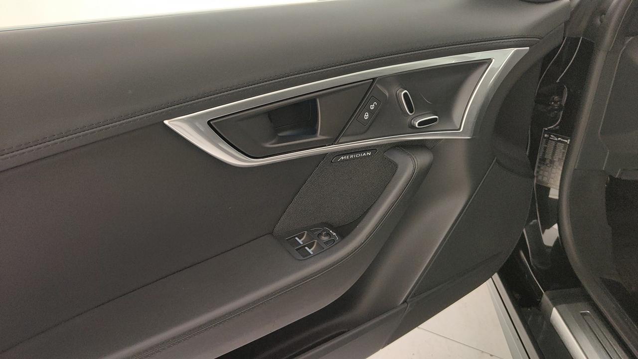 JAGUAR F-Type Coupe 2.0 i4 R-Dynamic rwd 300cv auto