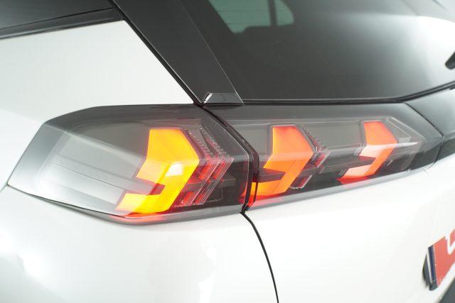 PEUGEOT 2008 2008 BlueHDi 100 S&S GT Line