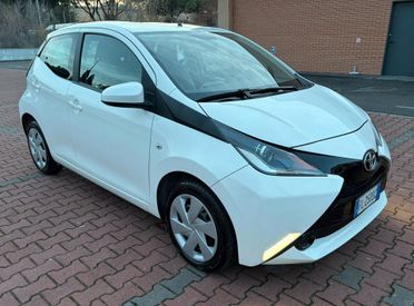 TOYOTA AYGO CAMBIO AUTOMATICO 5 P. 1.0