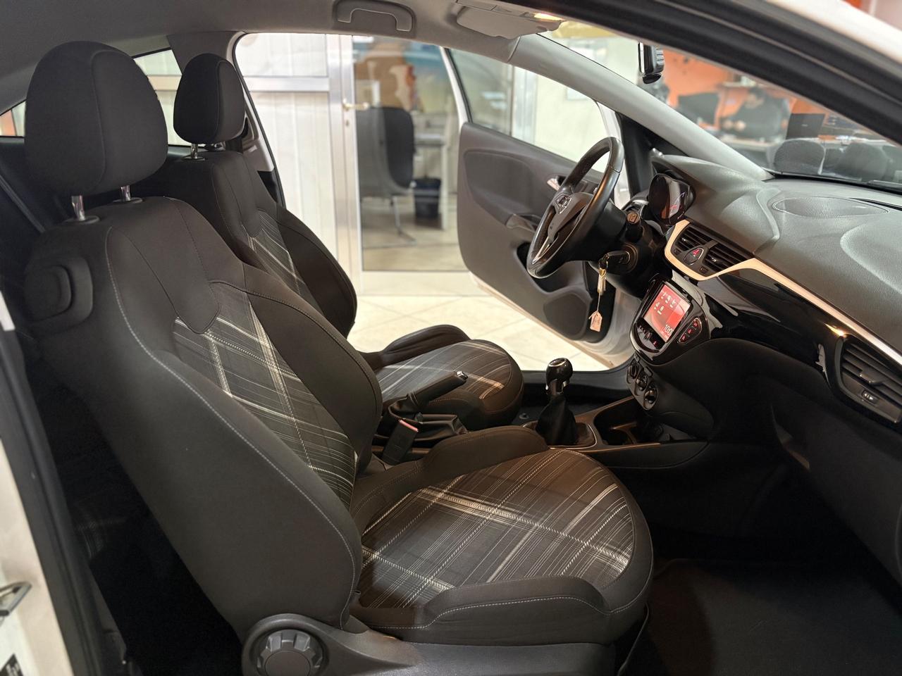 Opel Corsa 1.4 90CV GPL Tech Coupé b-Color