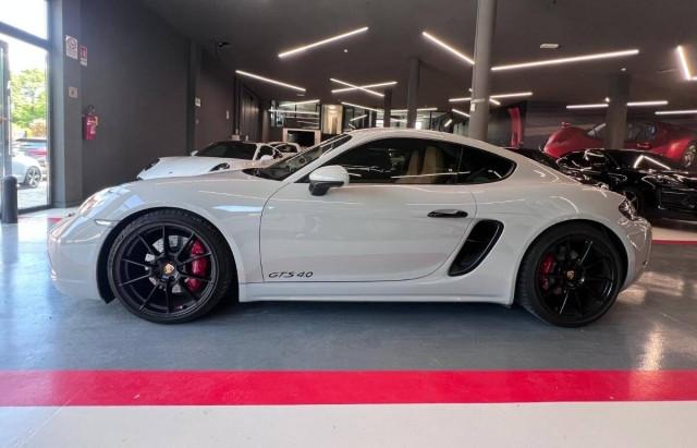 Porsche Cayman 4.0 GTS pdk