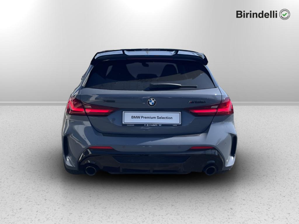 BMW Serie 1 (F40) - M 135i xDrive