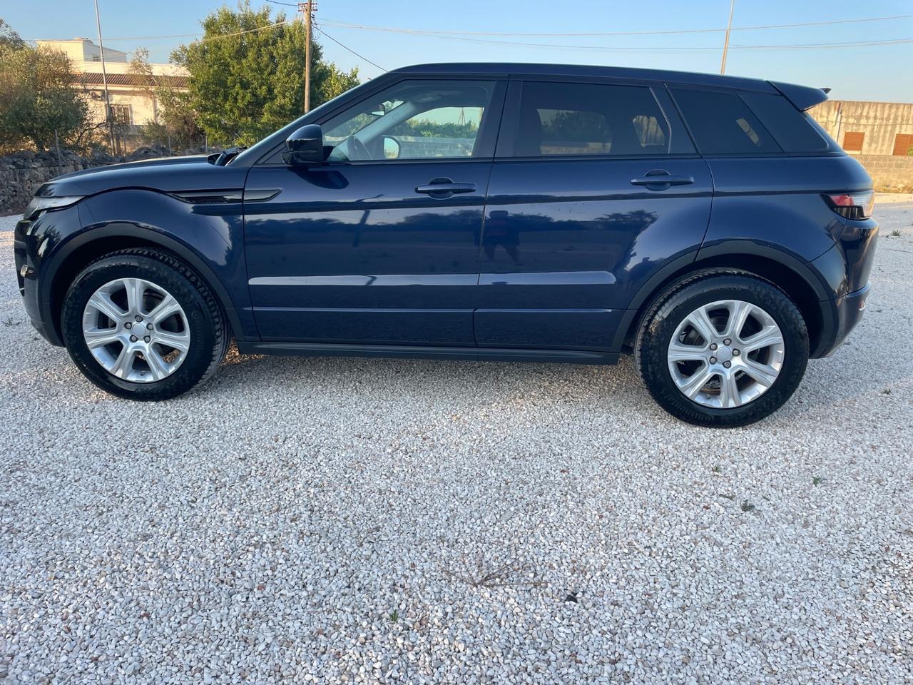 Land Rover Range Rover Evoque Range Rover Evoque 2.2 TD4 5p. Dynamic
