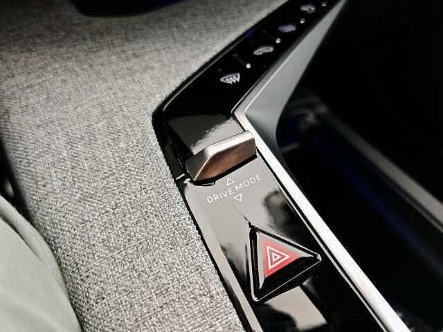 Peugeot 3008 Hybrid 136 e-DCS6 GT