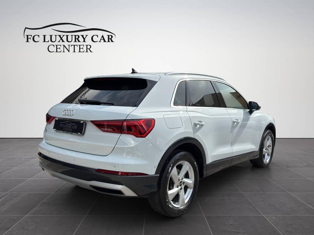 Audi Q3 2.0 150cv Business Advanced s-tronic TUA A 527 MENSILE