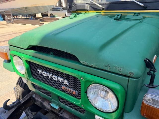 TOYOTA Land Cruiser BJ40