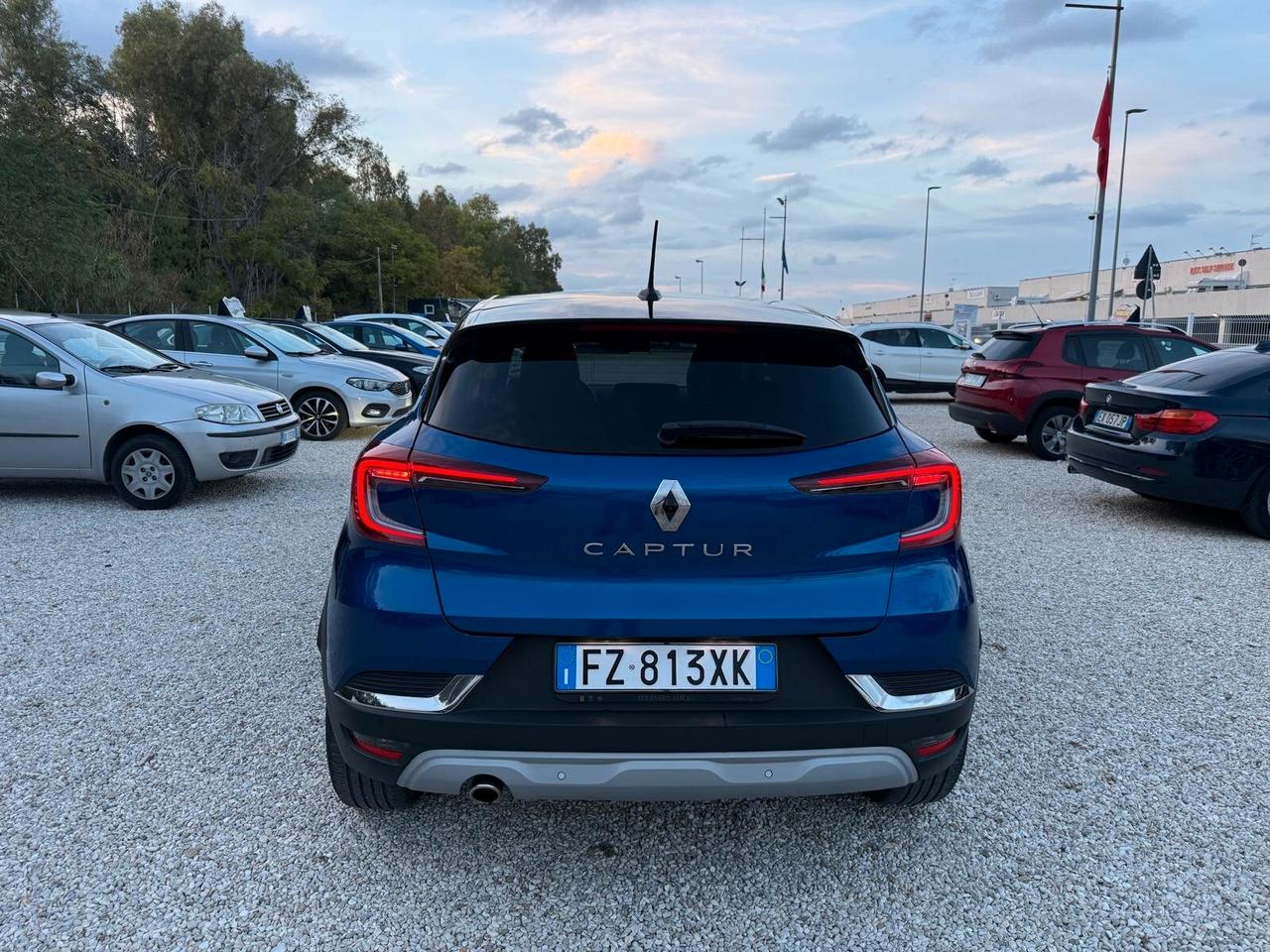 Renault Captur Plug-in Hybrid E-Tech 160 CV Intens