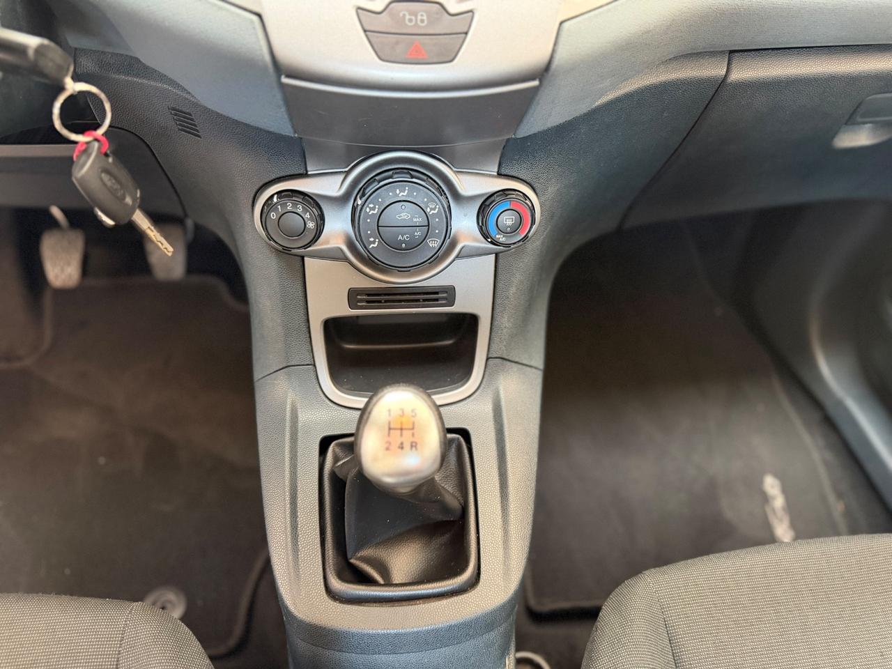 Ford Fiesta 1.2 82 CV 5 porte Titanium