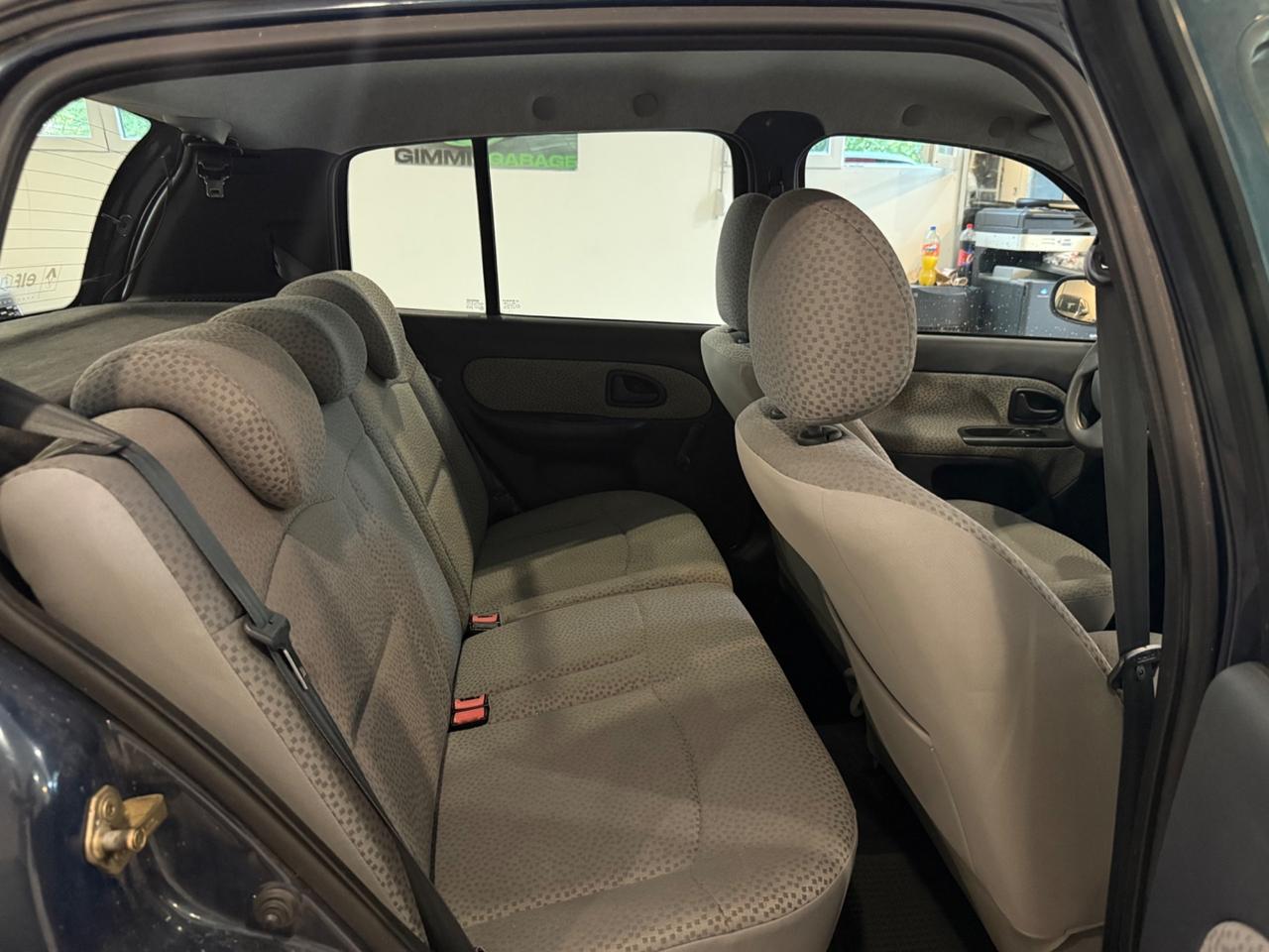 Renault Clio 1.2 BENZINA 90.000 KM